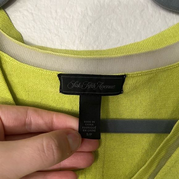 Sak's Fifth Avenue Lemon Lime V Neck Silk & Cashmere Sweater Women's Size S - Picture 8 of 13